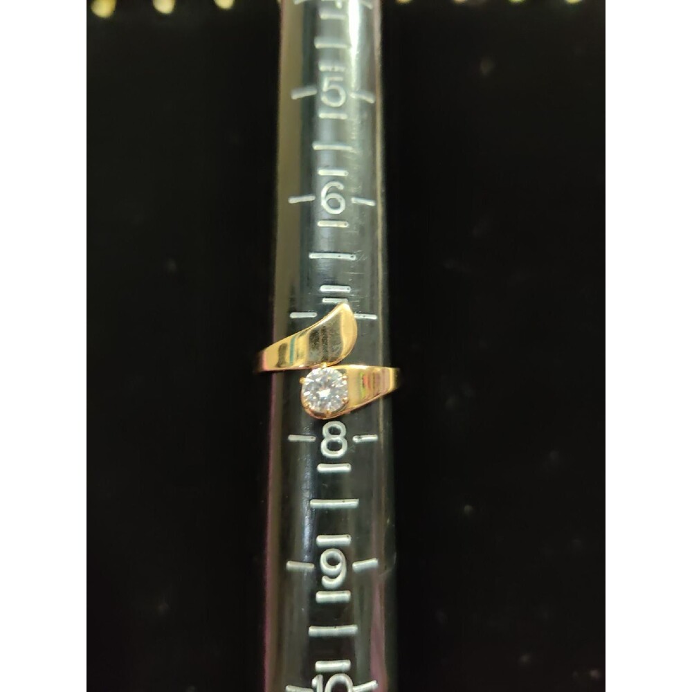 Rhinestone Gold Tone Ring 7 1/2